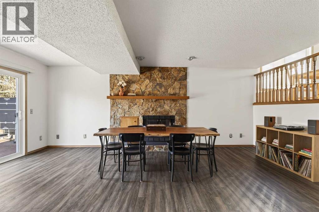 Single Family House 4 Level for Sale in  Riverbirch Place SE Riverbend Calgary 