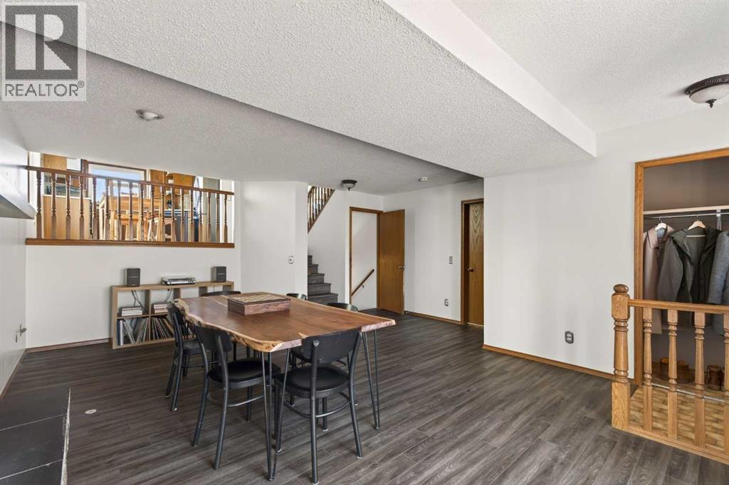 Single Family House 4 Level for Sale in  Riverbirch Place SE Riverbend Calgary 