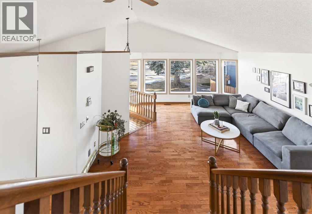 Single Family House 4 Level for Sale in  Riverbirch Place SE Riverbend Calgary 