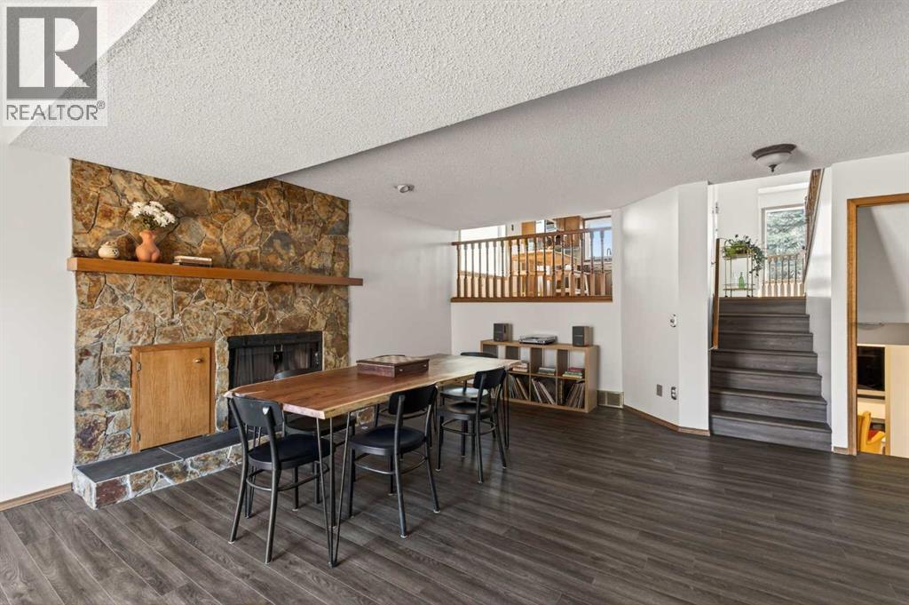 Single Family House 4 Level for Sale in  Riverbirch Place SE Riverbend Calgary 