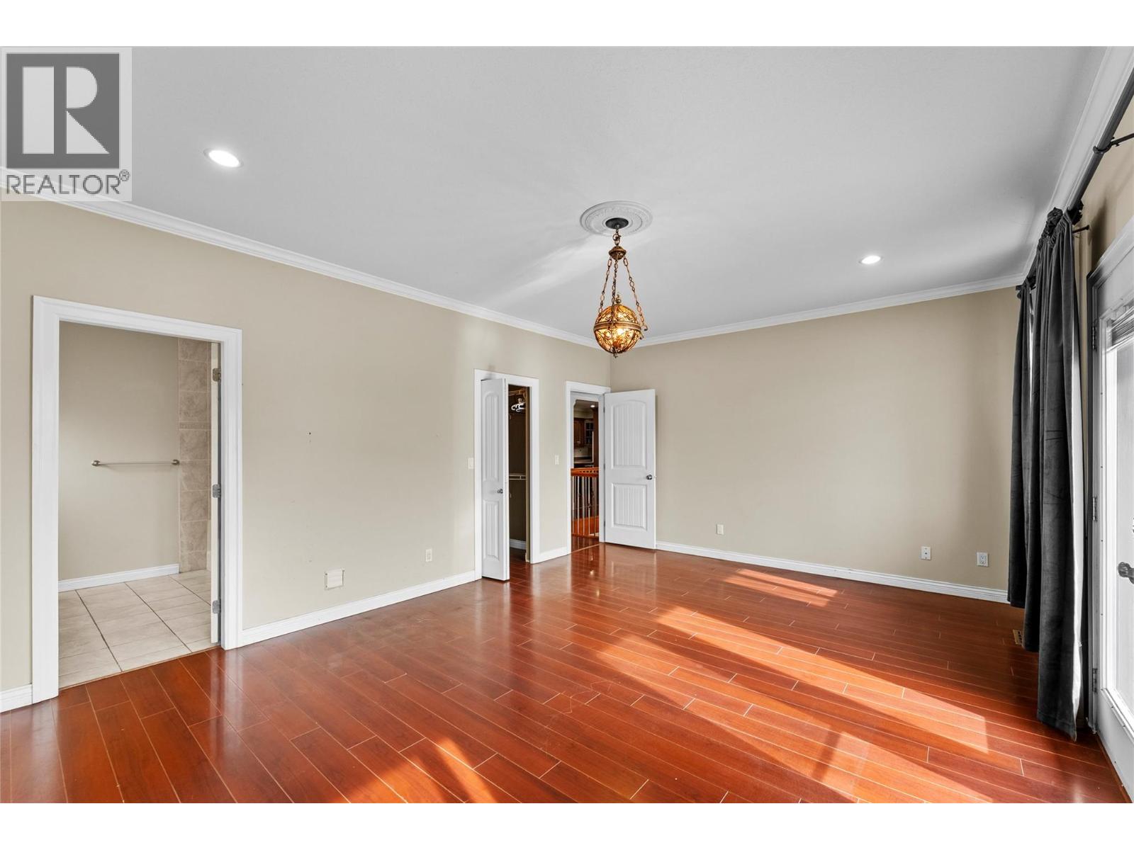 2709 Grandview Heights Road, Merritt