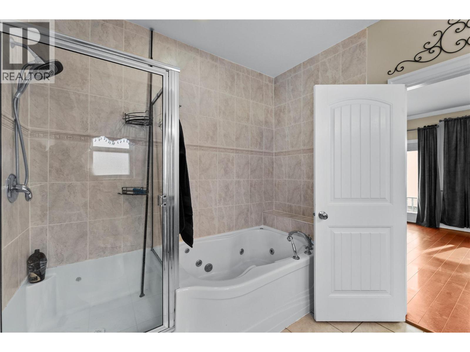 2709 Grandview Heights Road, Merritt