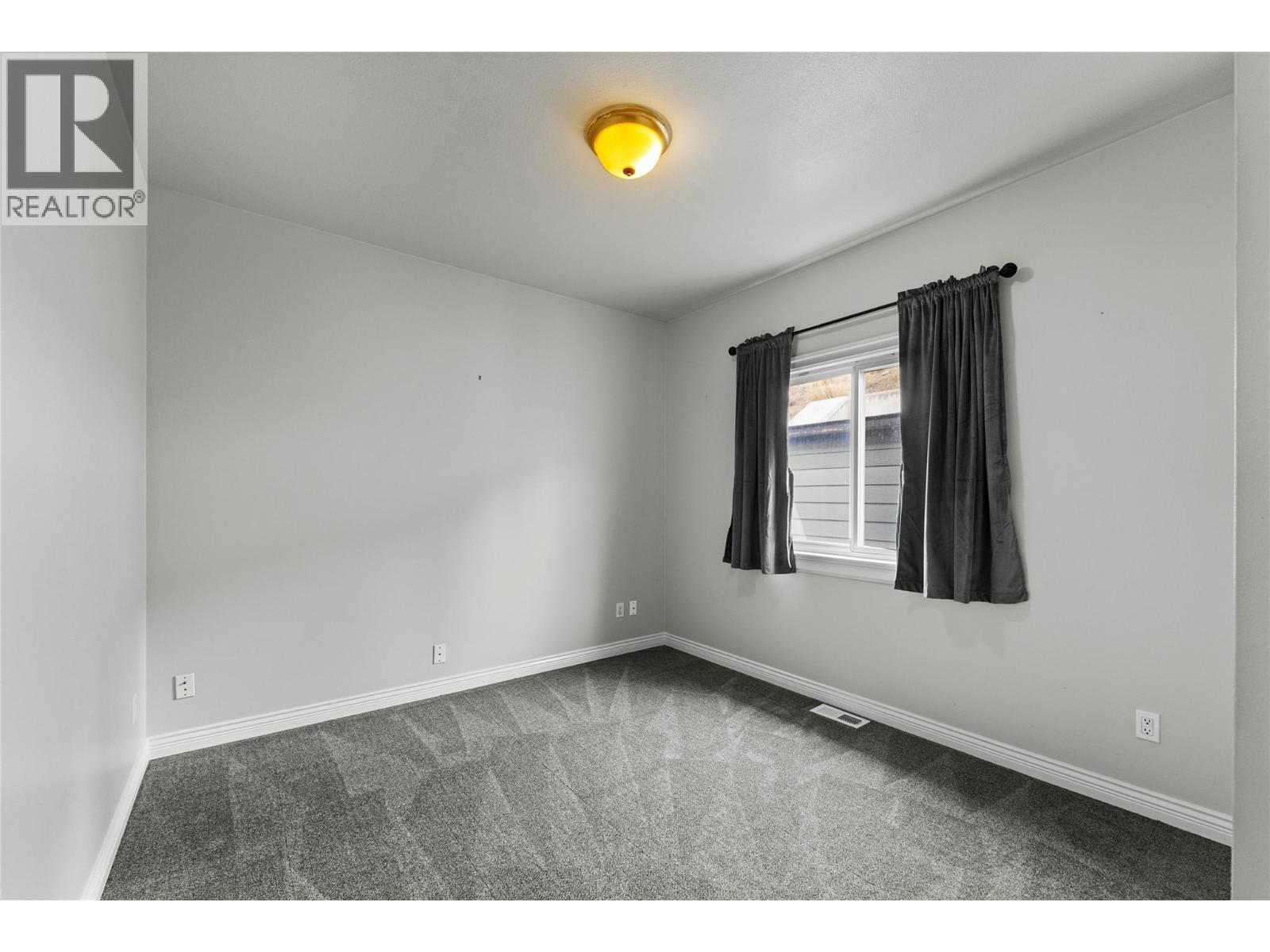 2709 Grandview Heights Road, Merritt