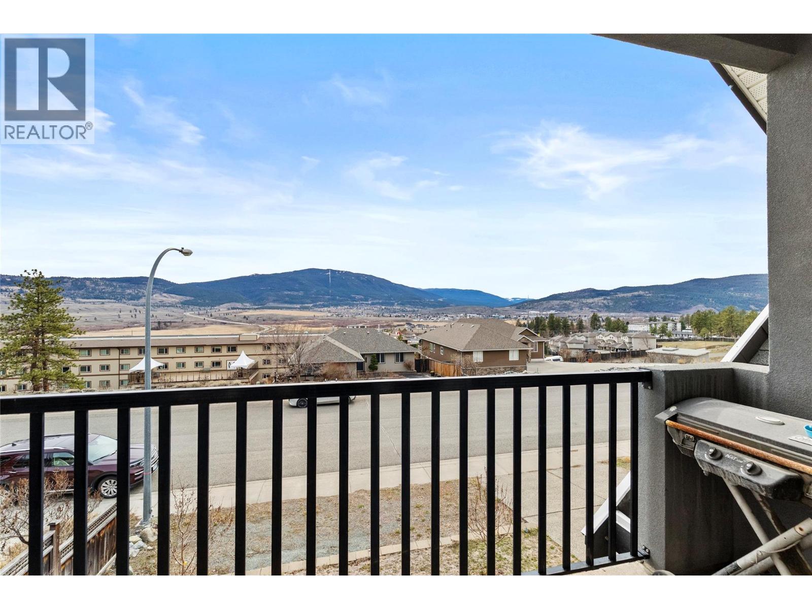 2709 Grandview Heights Road, Merritt