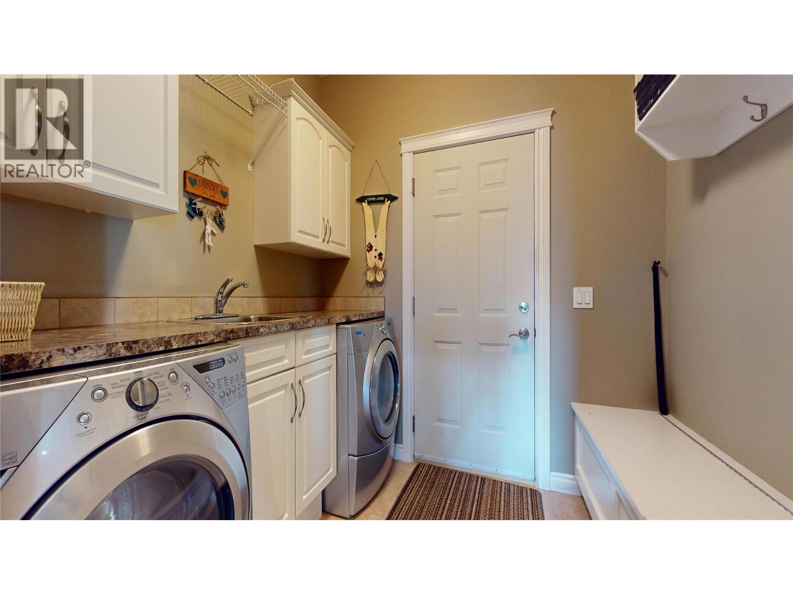 3045 Mt. Fisher Place, Cranbrook