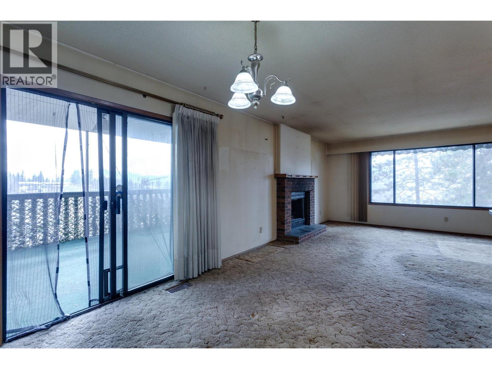 10551 Sherman Drive, Lake Country