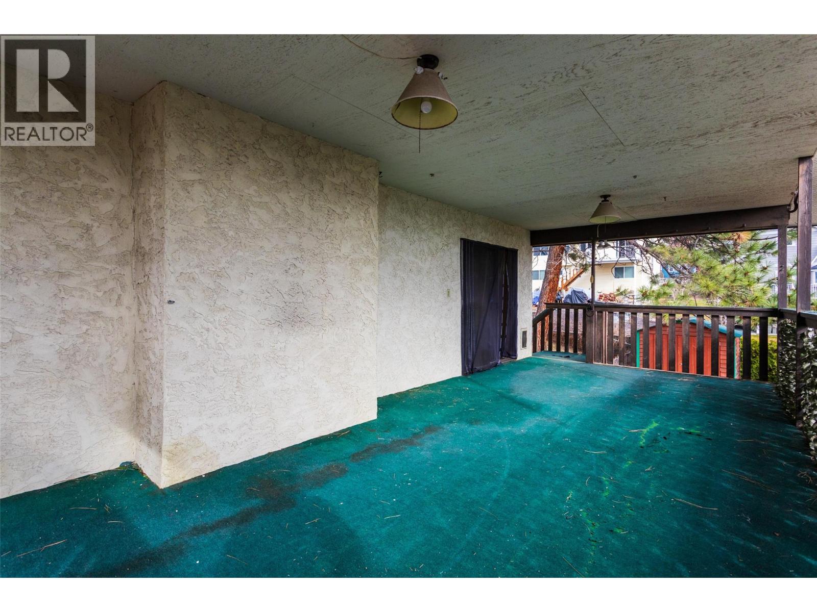 10551 Sherman Drive, Lake Country