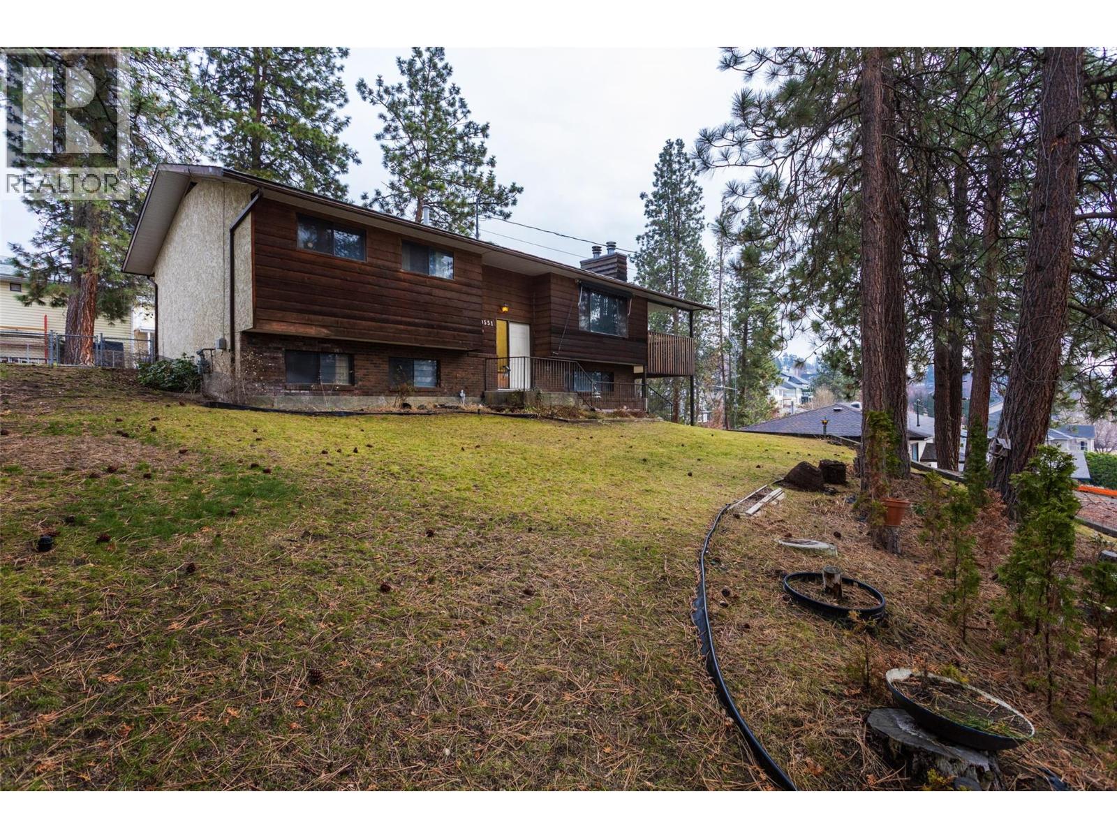 10551 Sherman Drive, Lake Country