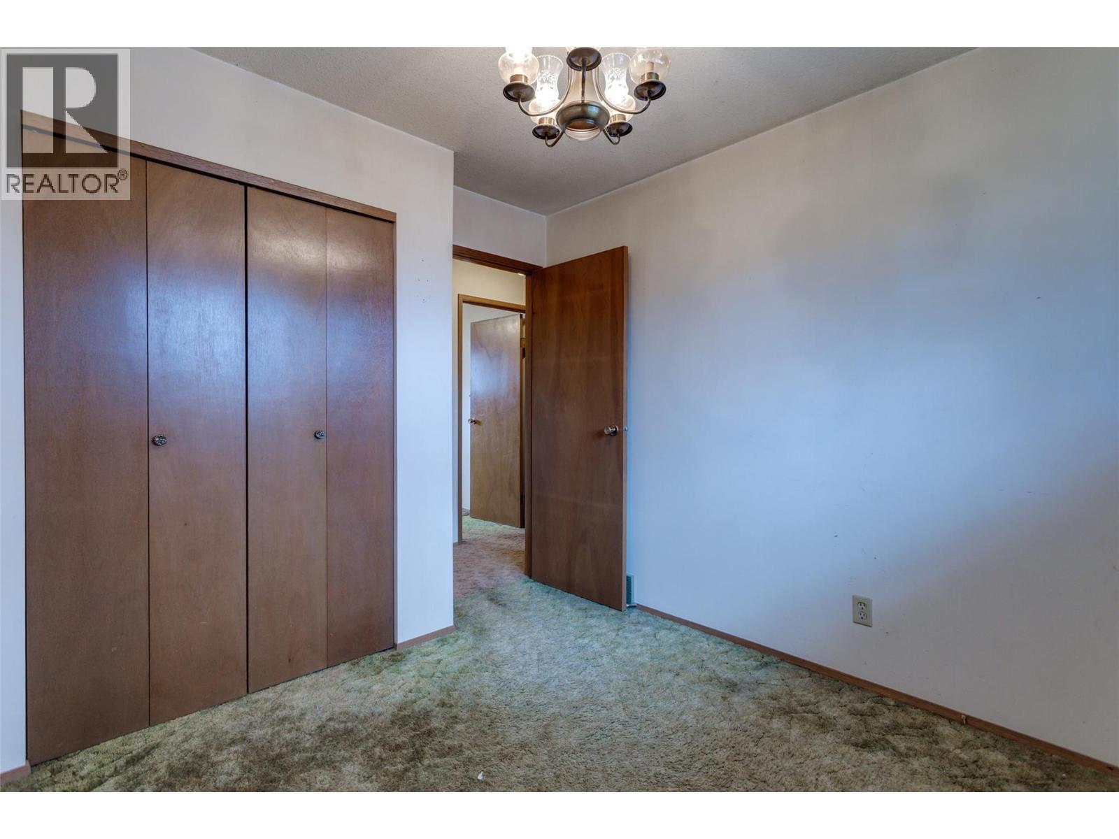 10551 Sherman Drive, Lake Country