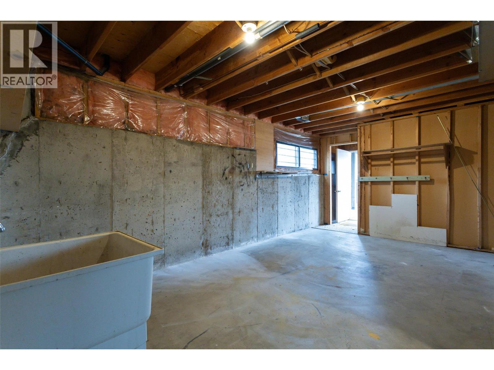 10551 Sherman Drive, Lake Country