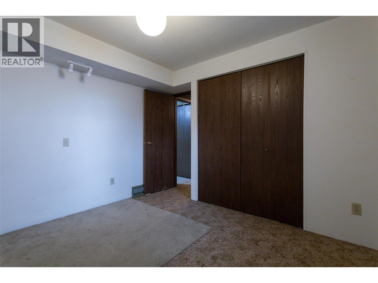 10551 Sherman Drive, Lake Country