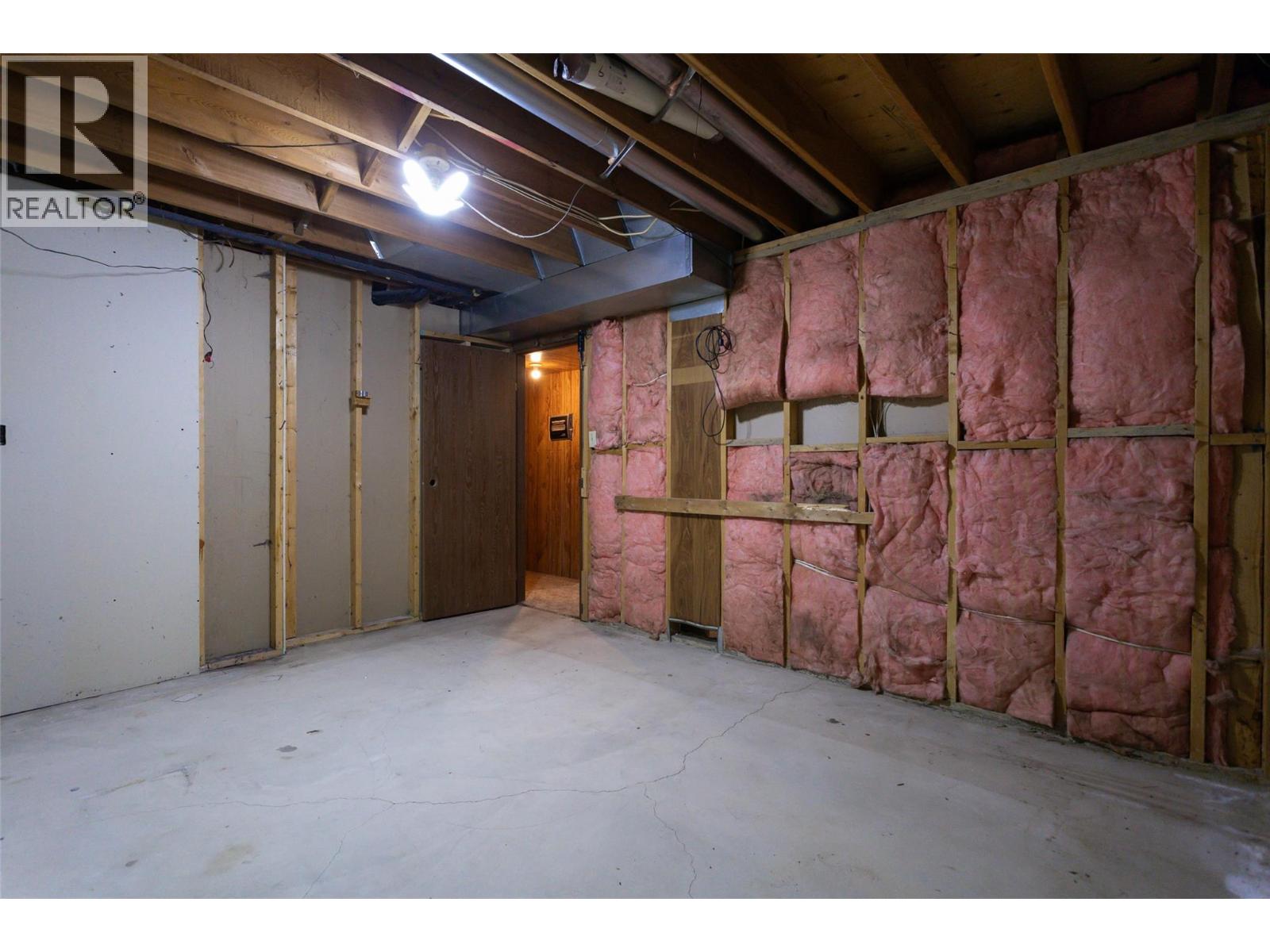 10551 Sherman Drive, Lake Country