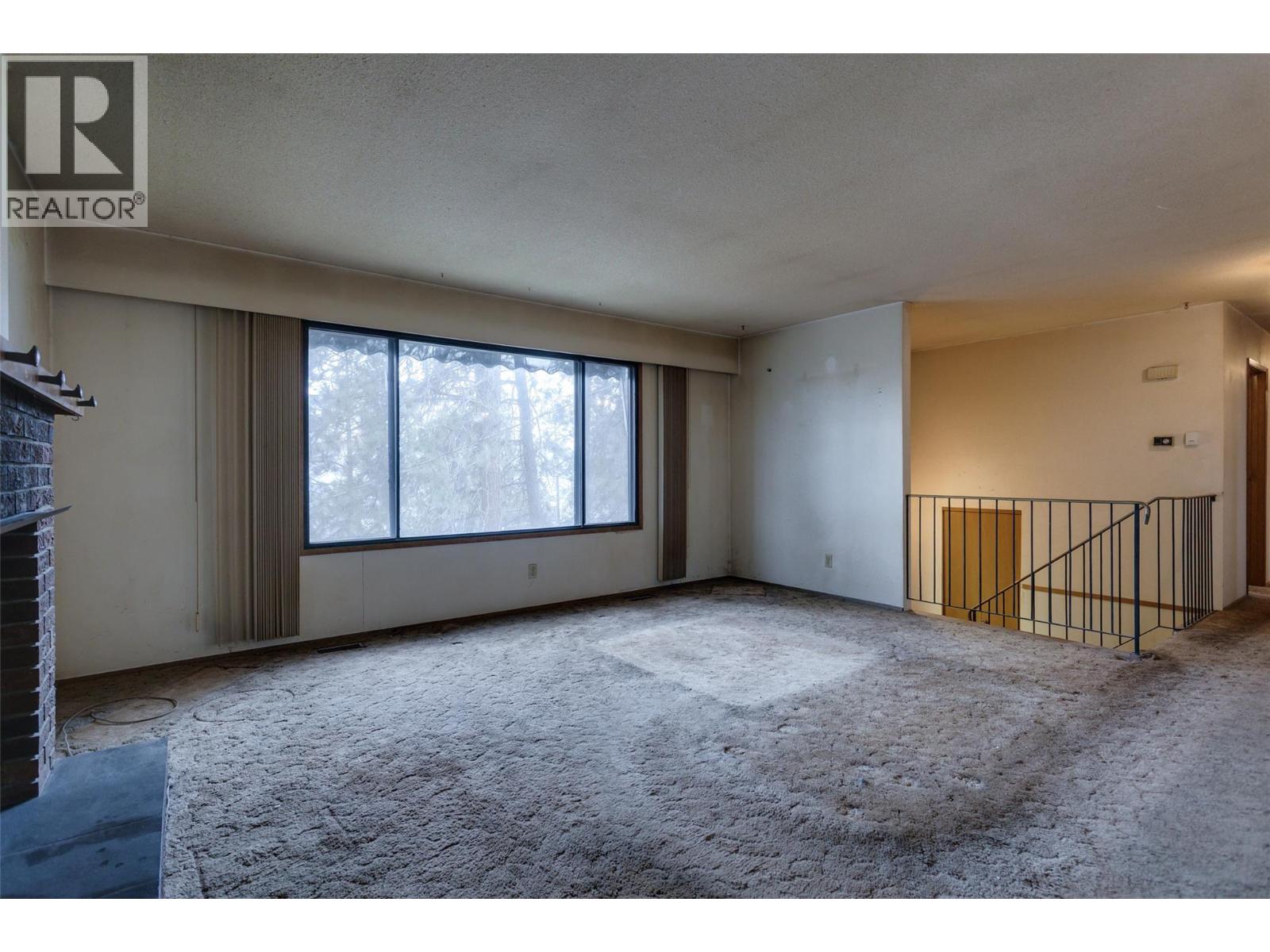 10551 Sherman Drive, Lake Country