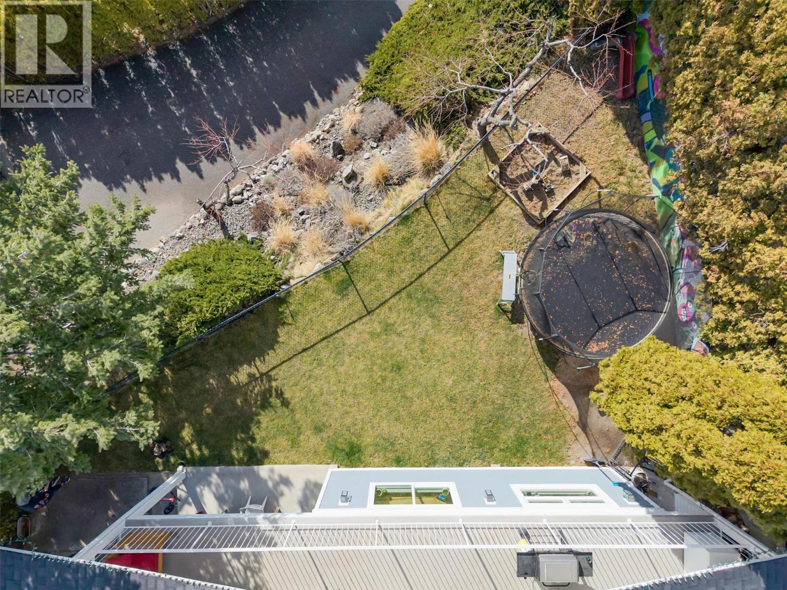 2160 Shamrock Drive, West Kelowna