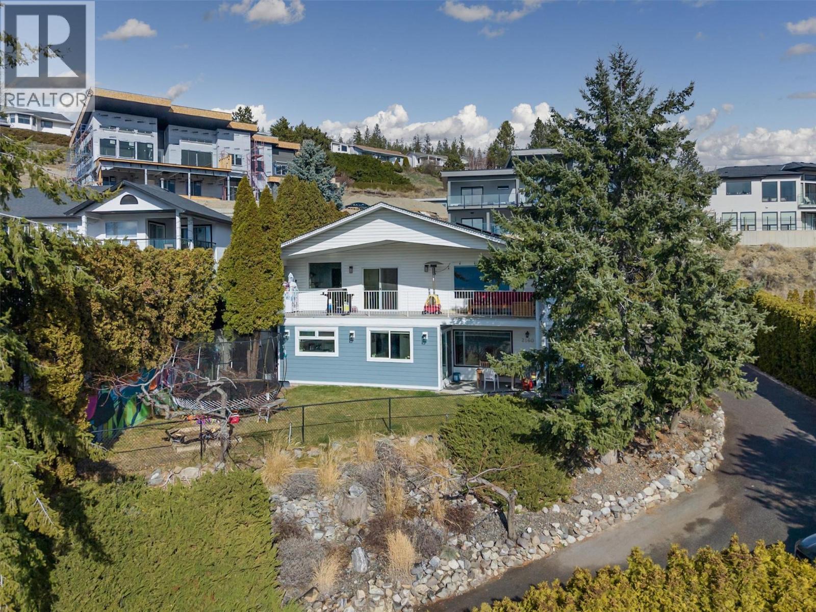 2160 Shamrock Drive, West Kelowna