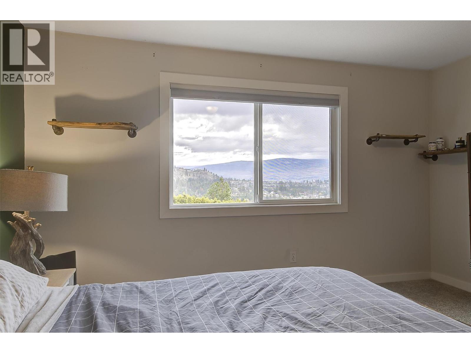 2160 Shamrock Drive, West Kelowna