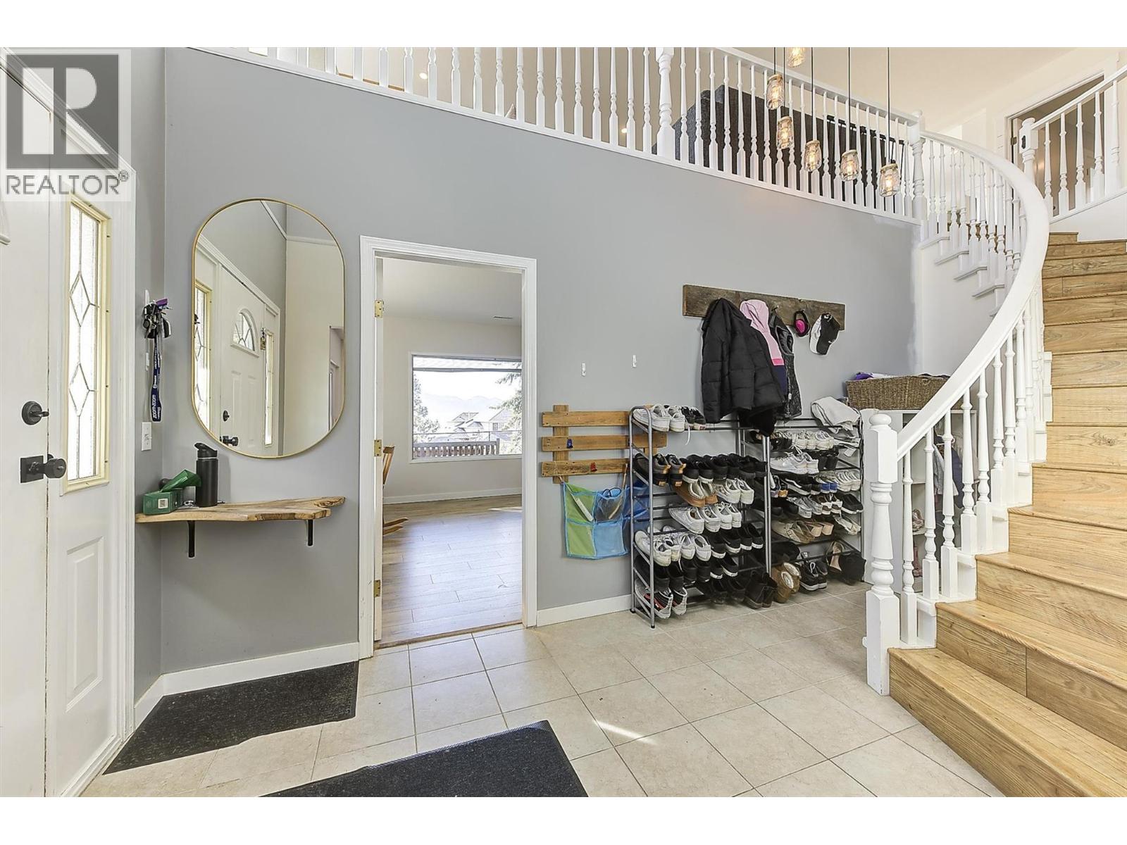 2160 Shamrock Drive, West Kelowna