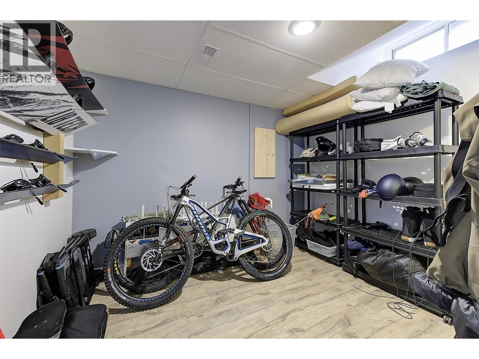 2160 Shamrock Drive, West Kelowna