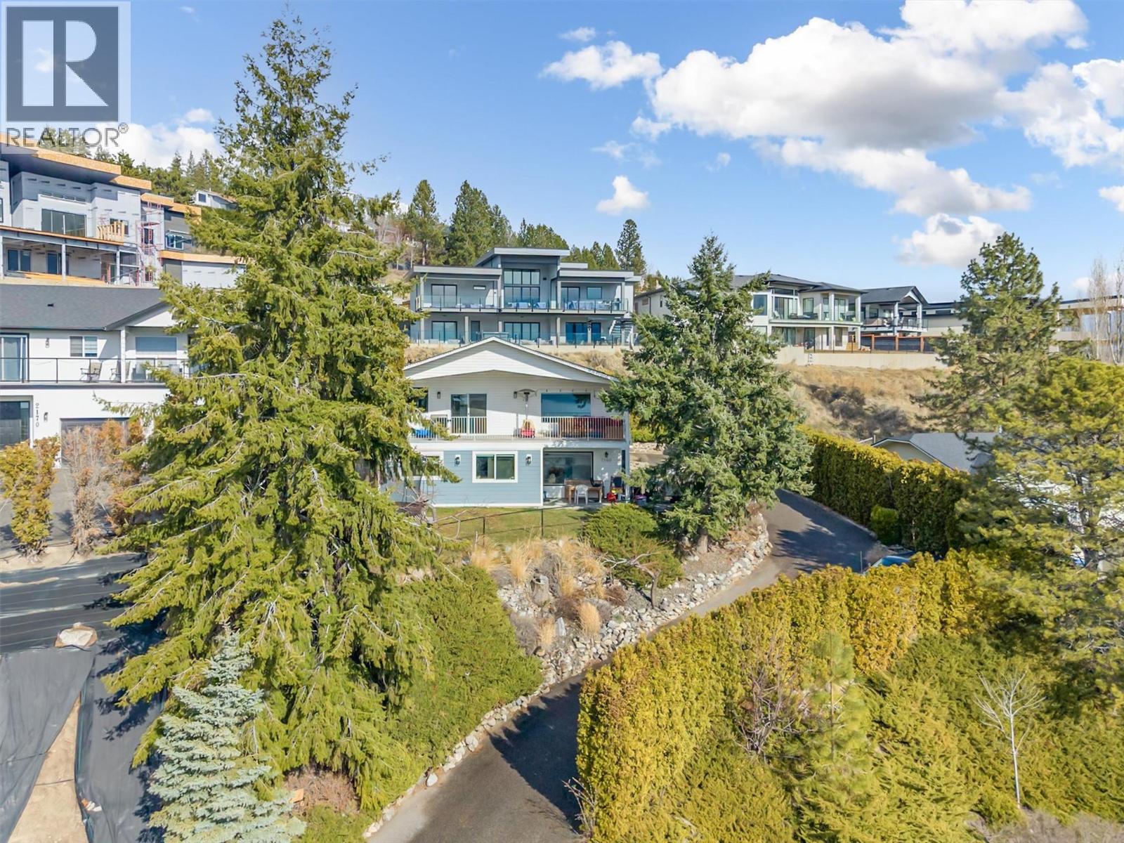 2160 Shamrock Drive, West Kelowna