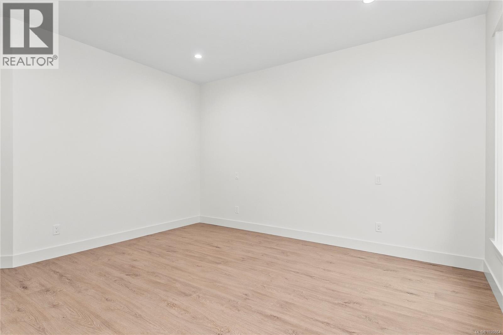 778 Sitka St - 19