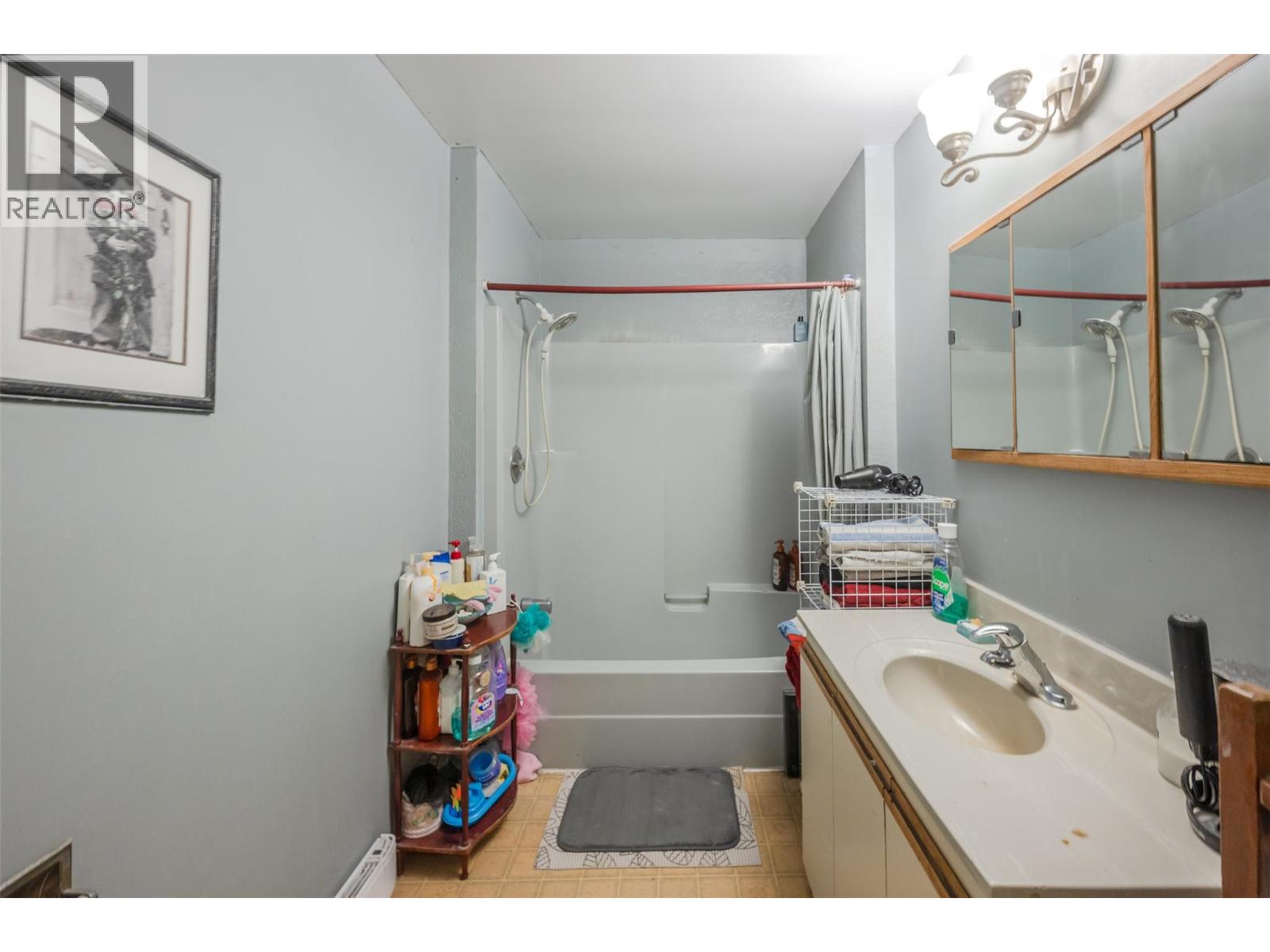  6464 Gala Street, Oliver