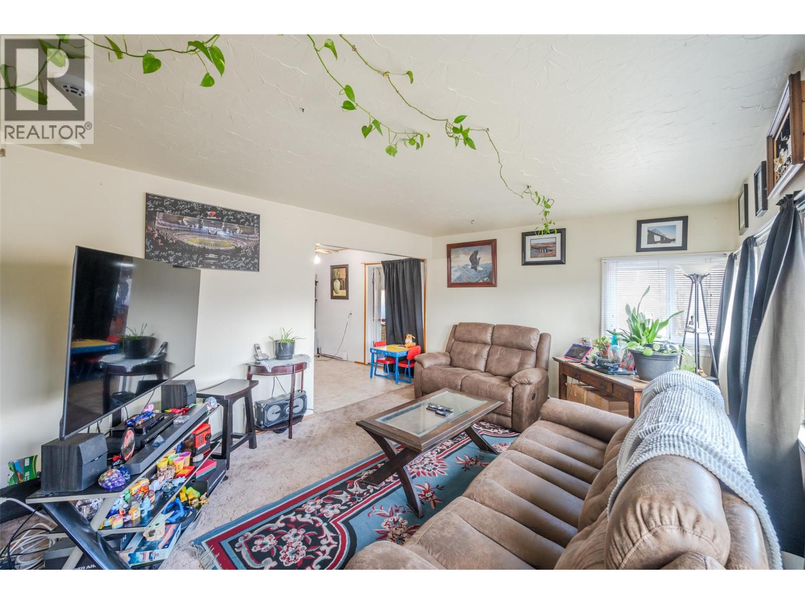  6464 Gala Street, Oliver