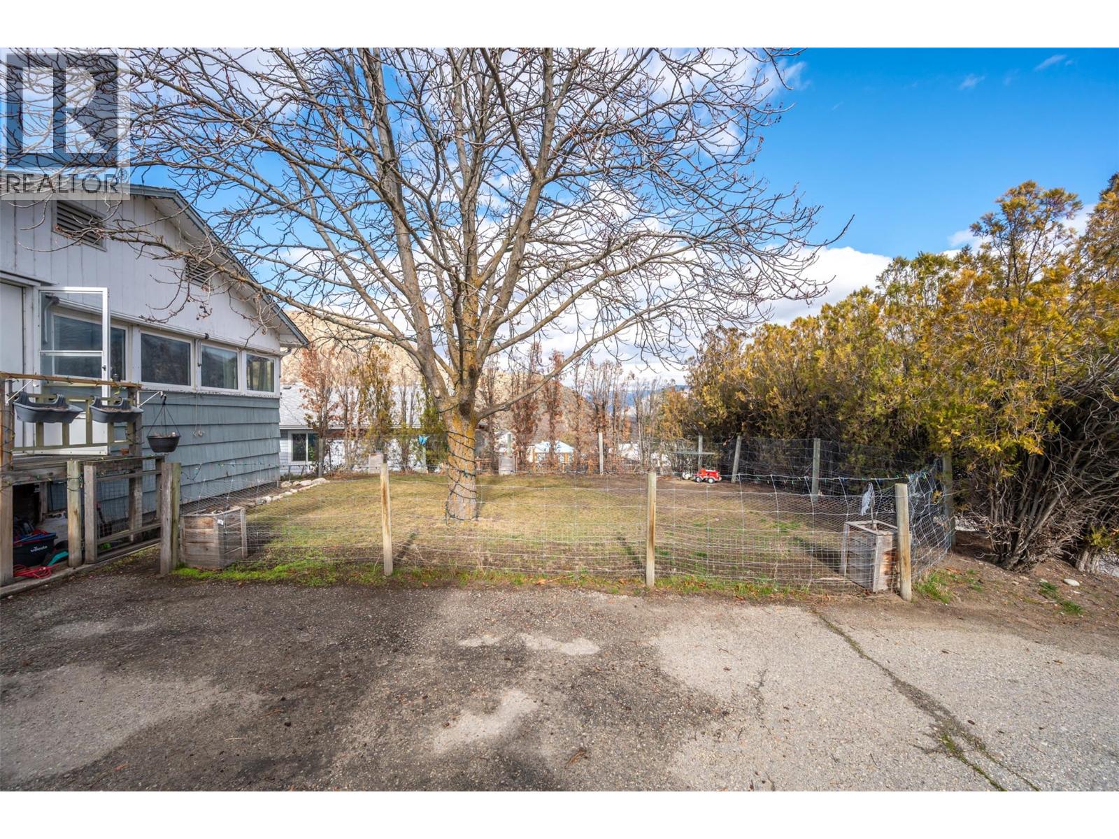  6464 Gala Street, Oliver