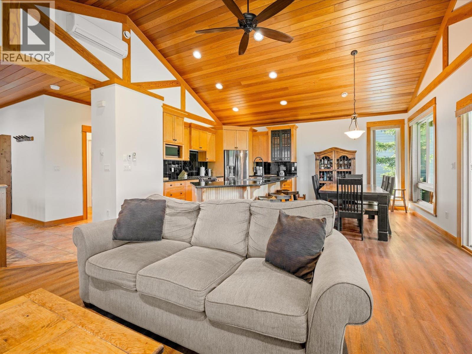 2314 CAYLEY CLOSE, Whistler