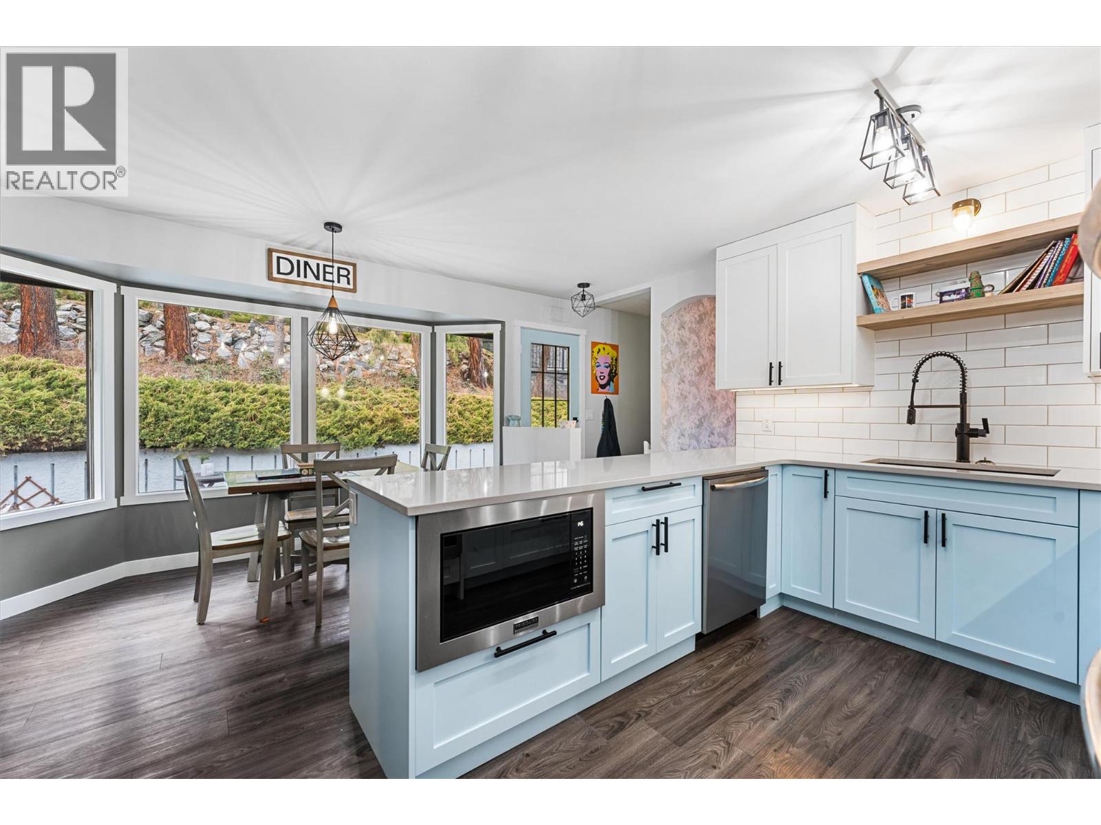  1642 Griffiths Place, West Kelowna