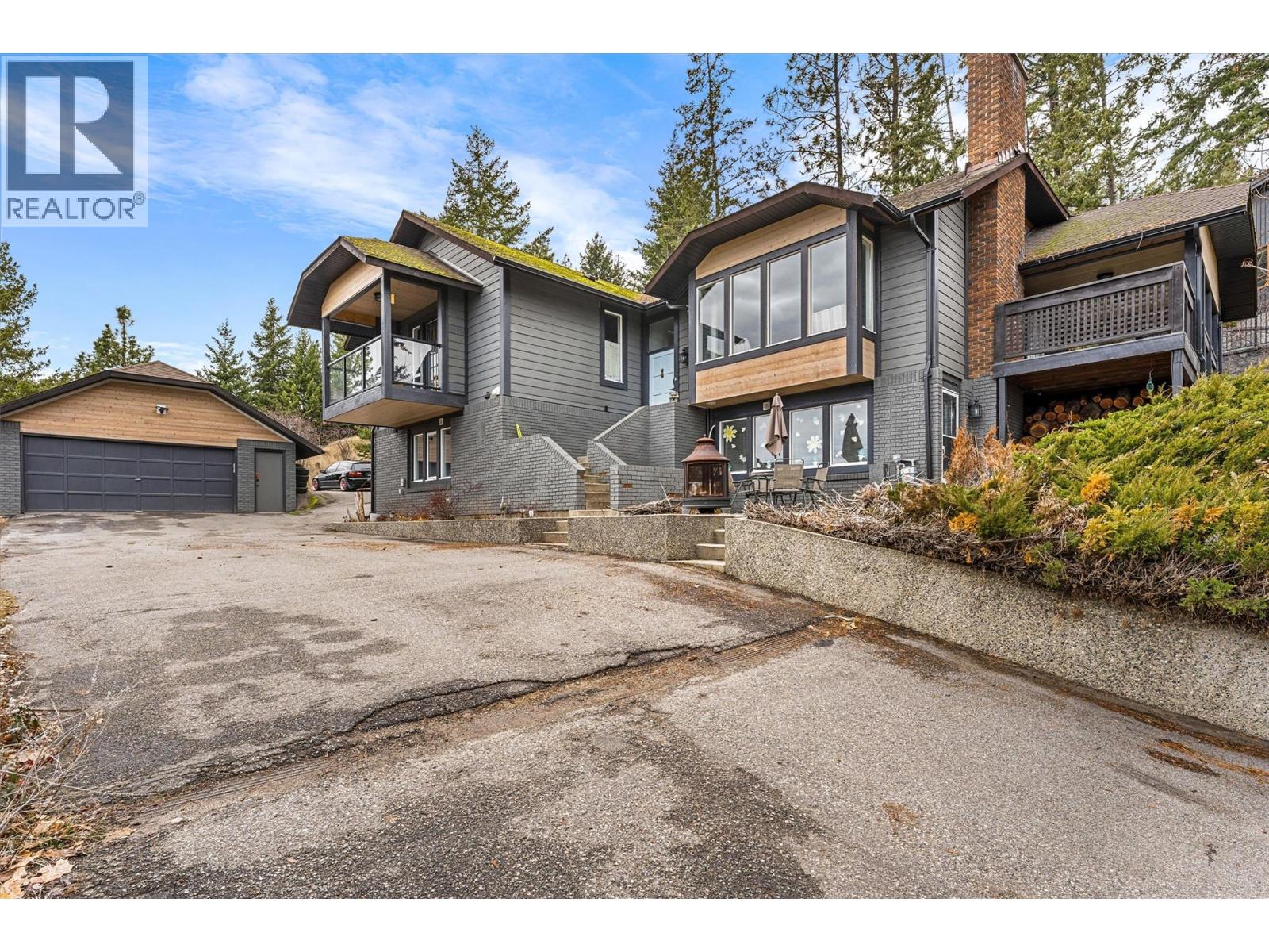  1642 Griffiths Place, West Kelowna