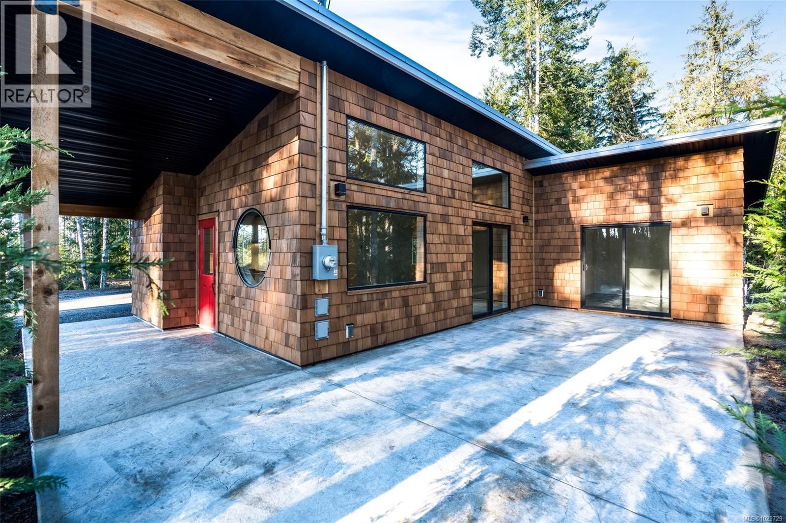 2450 Carpenter Rd, Sooke