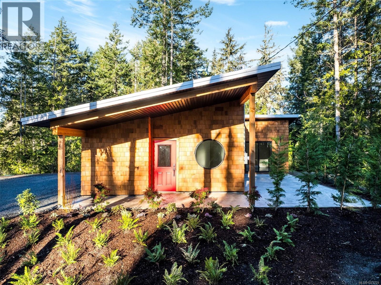 2450 Carpenter Rd, Sooke