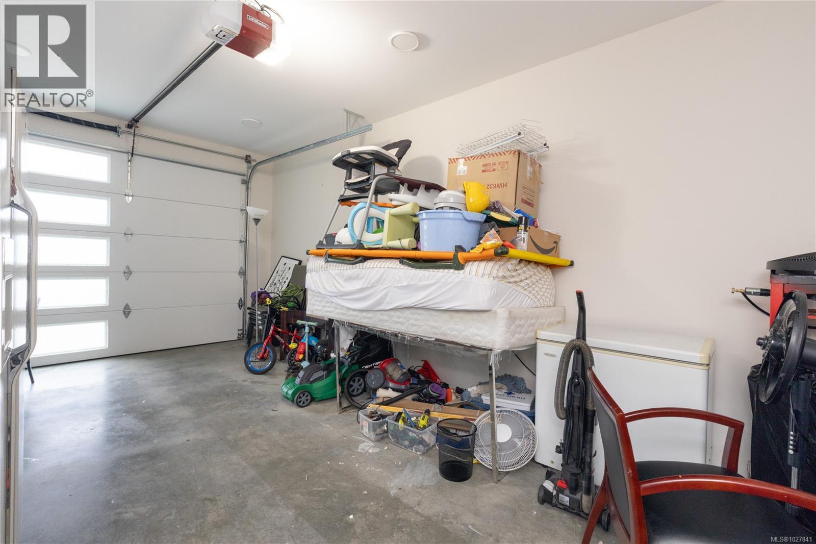 1636 ROBERTA RD S - 30