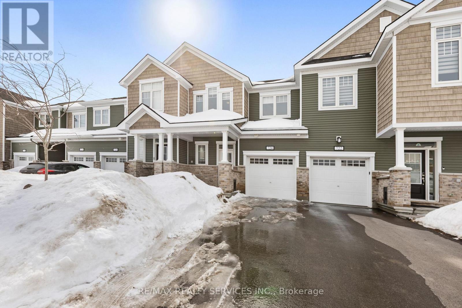 724 ROUNCEY ROAD - 2