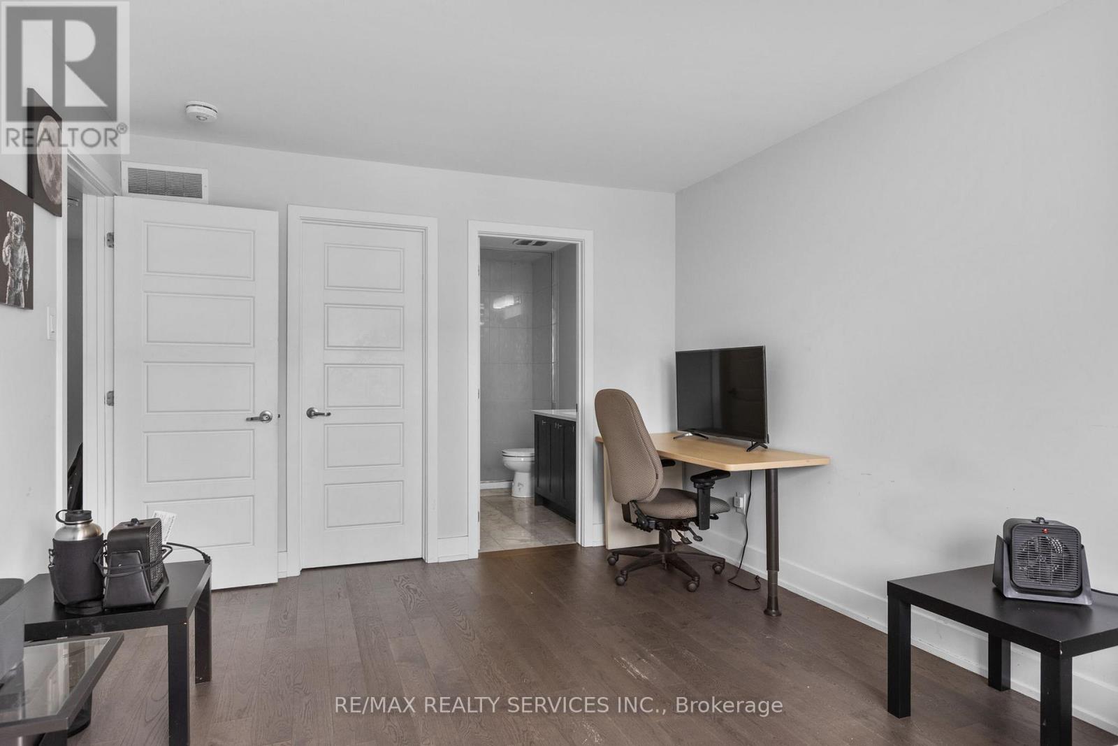 724 ROUNCEY ROAD - 25