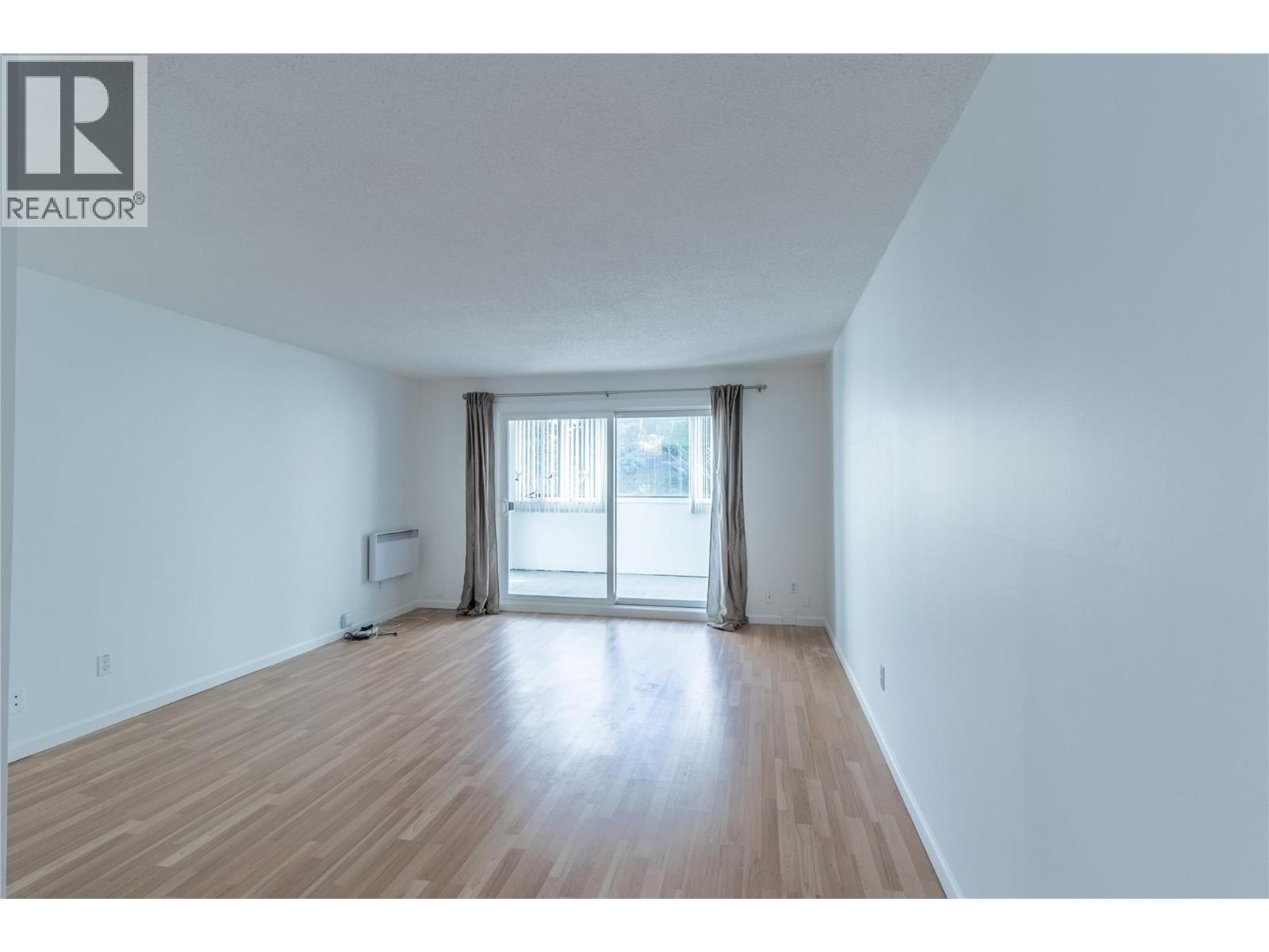 106 445 All Star Court, Kelowna