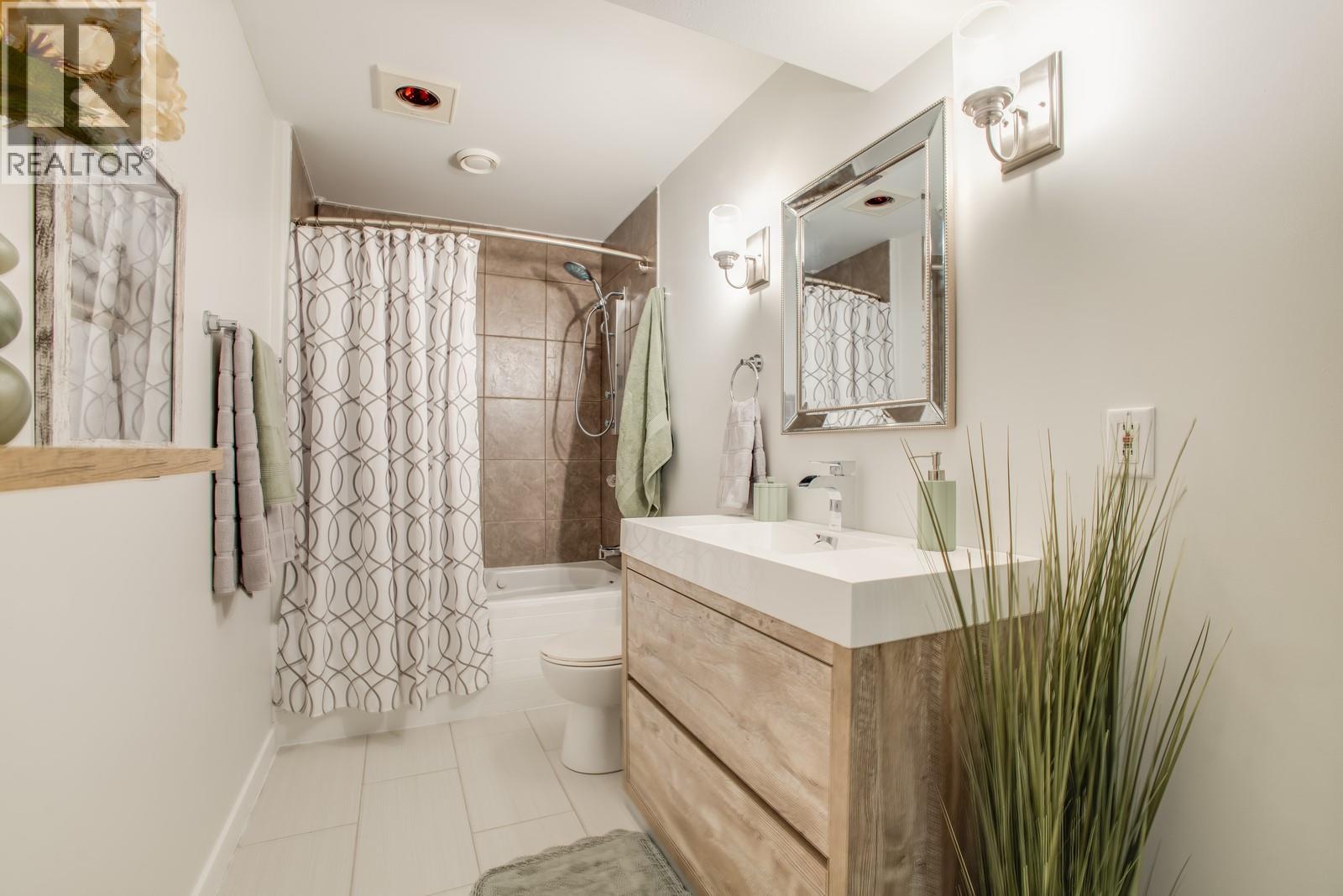 2250 Louie Drive Unit# 144, Westbank