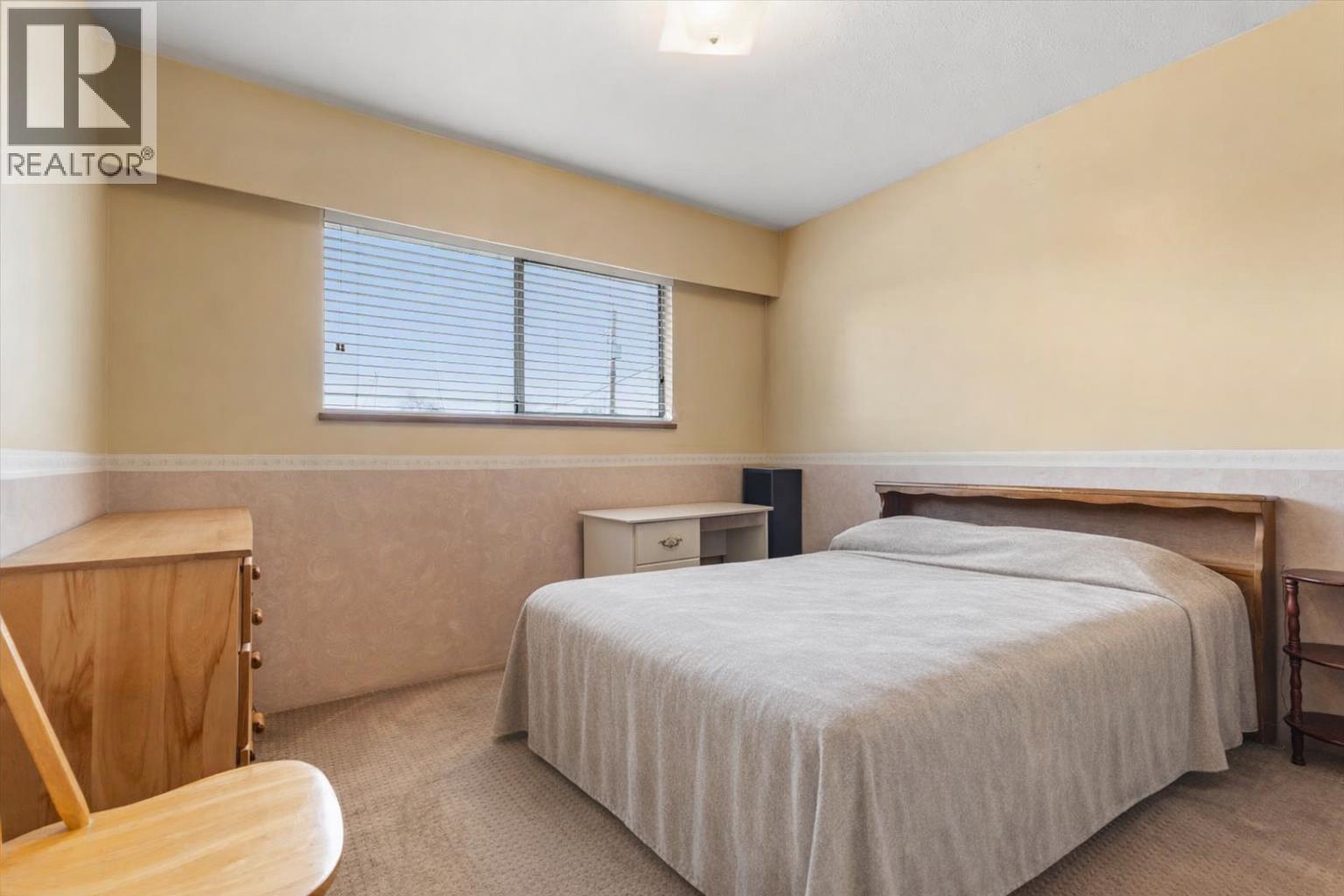 7477 19TH AVENUE, Burnaby