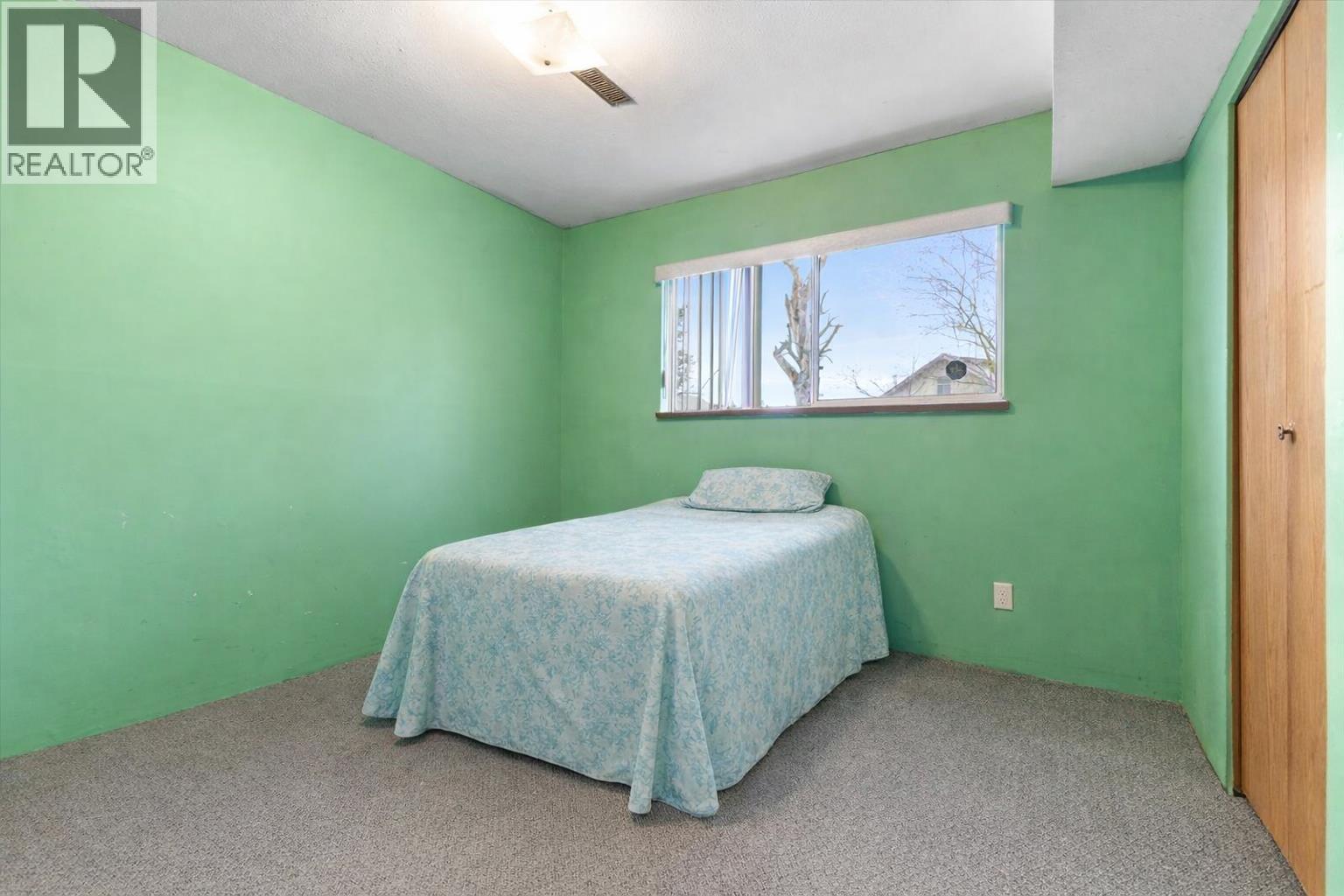 7477 19TH AVENUE, Burnaby