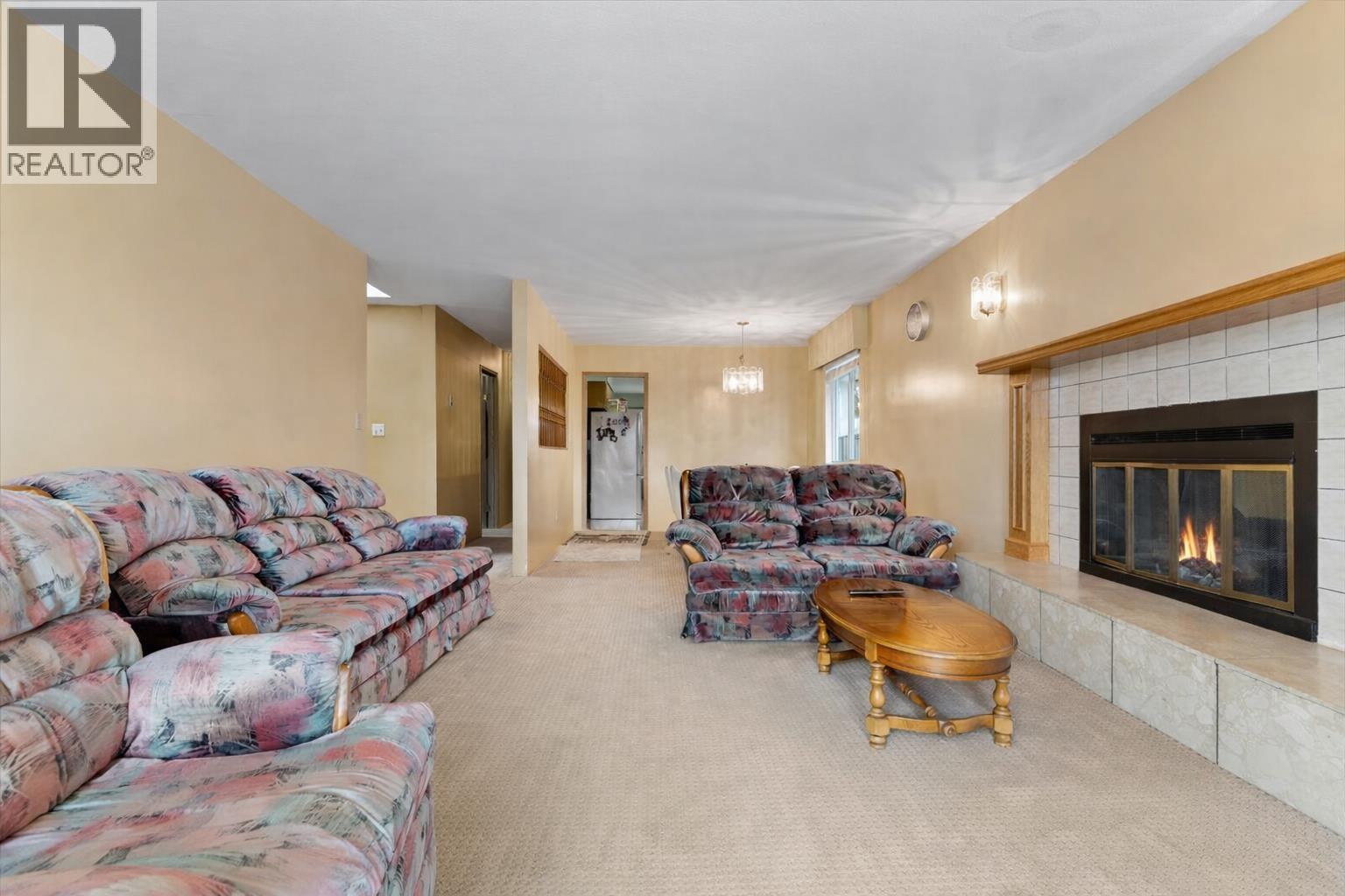 7477 19TH AVENUE, Burnaby