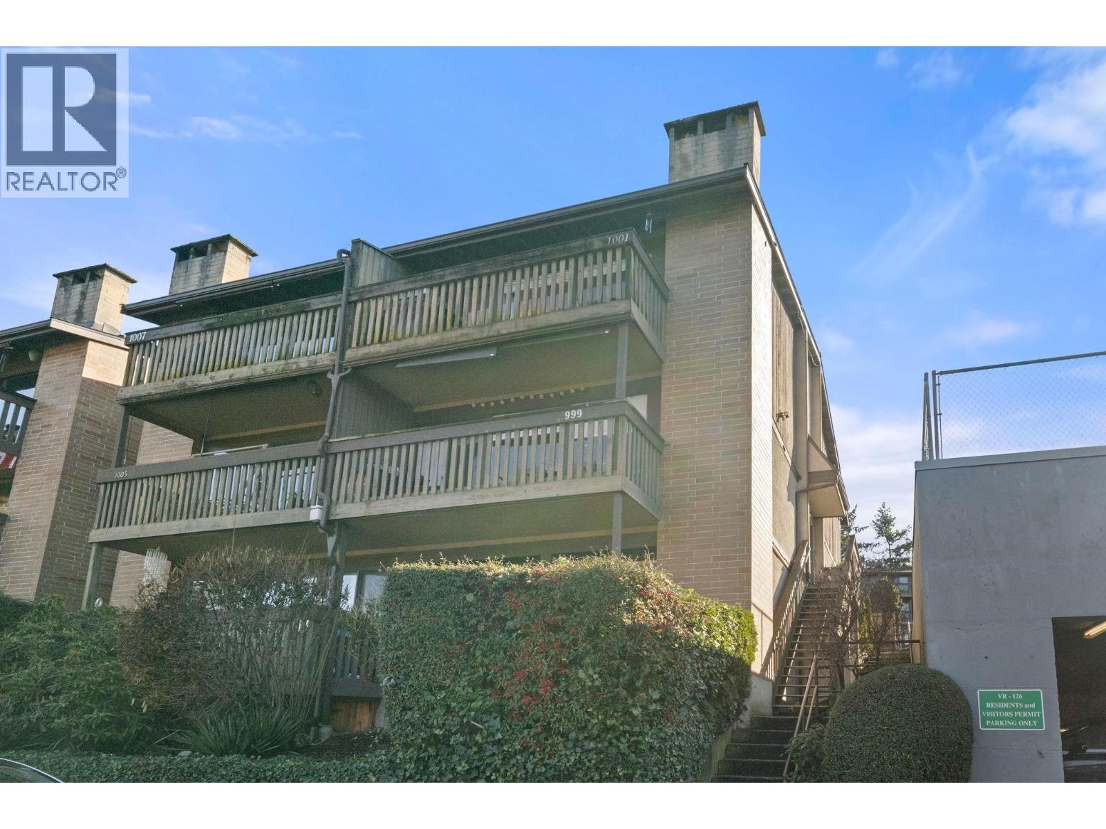 1001 OLD LILLOOET ROAD, North Vancouver