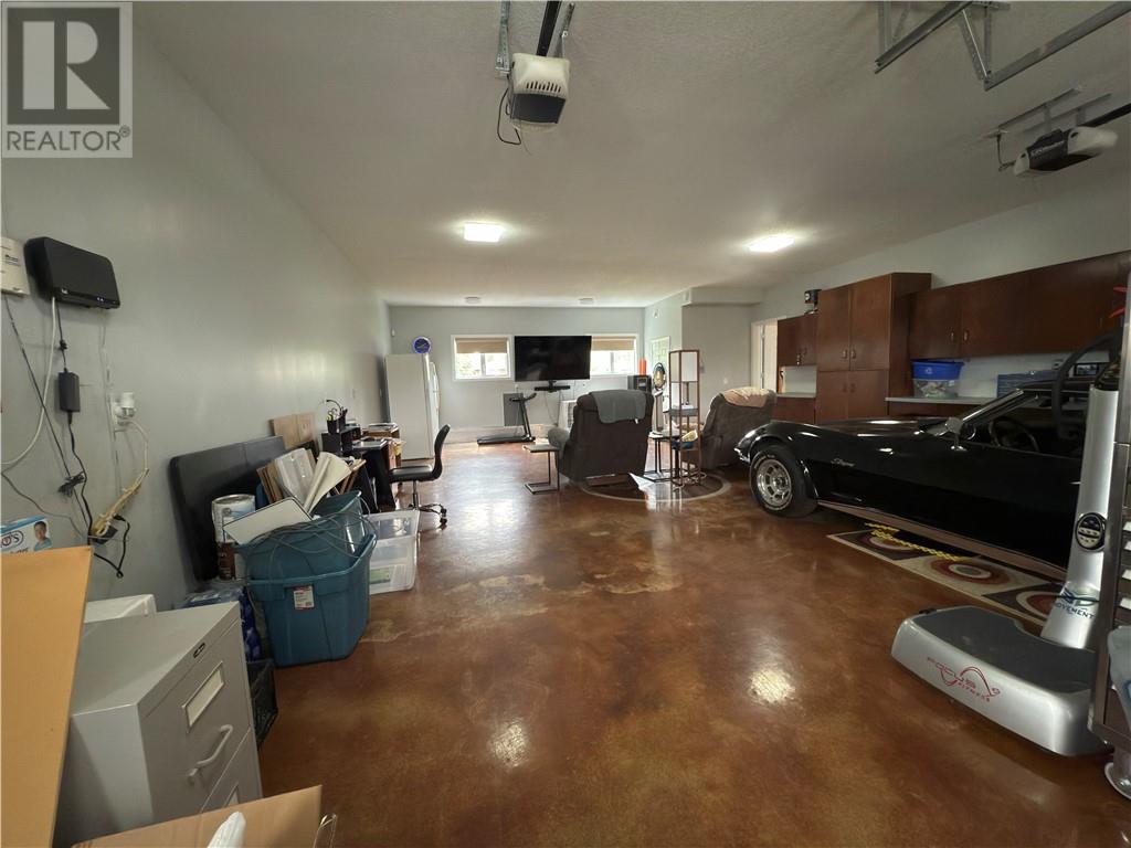 1512 Dominion, Sudbury, Ontario, P3P1A7 — Photo 38