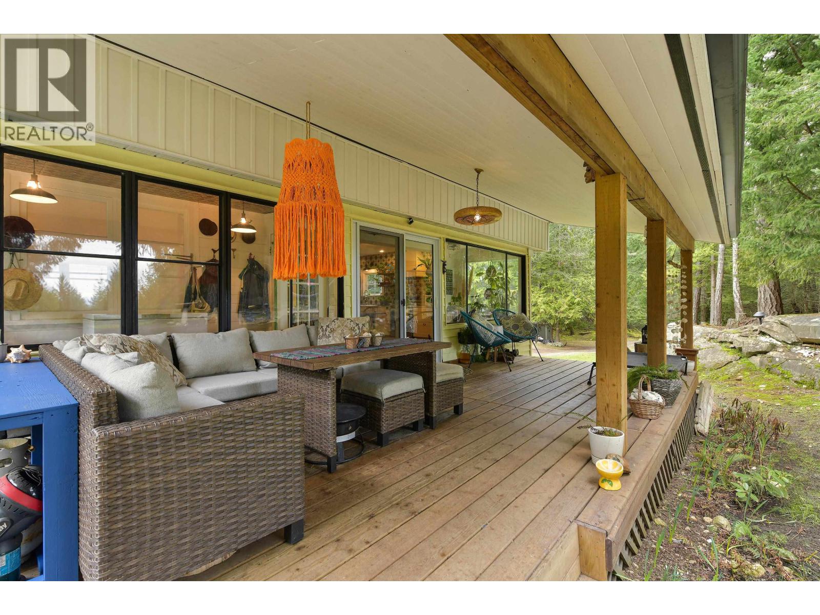 370 CAMPBELL BAY ROAD, Mayne Island