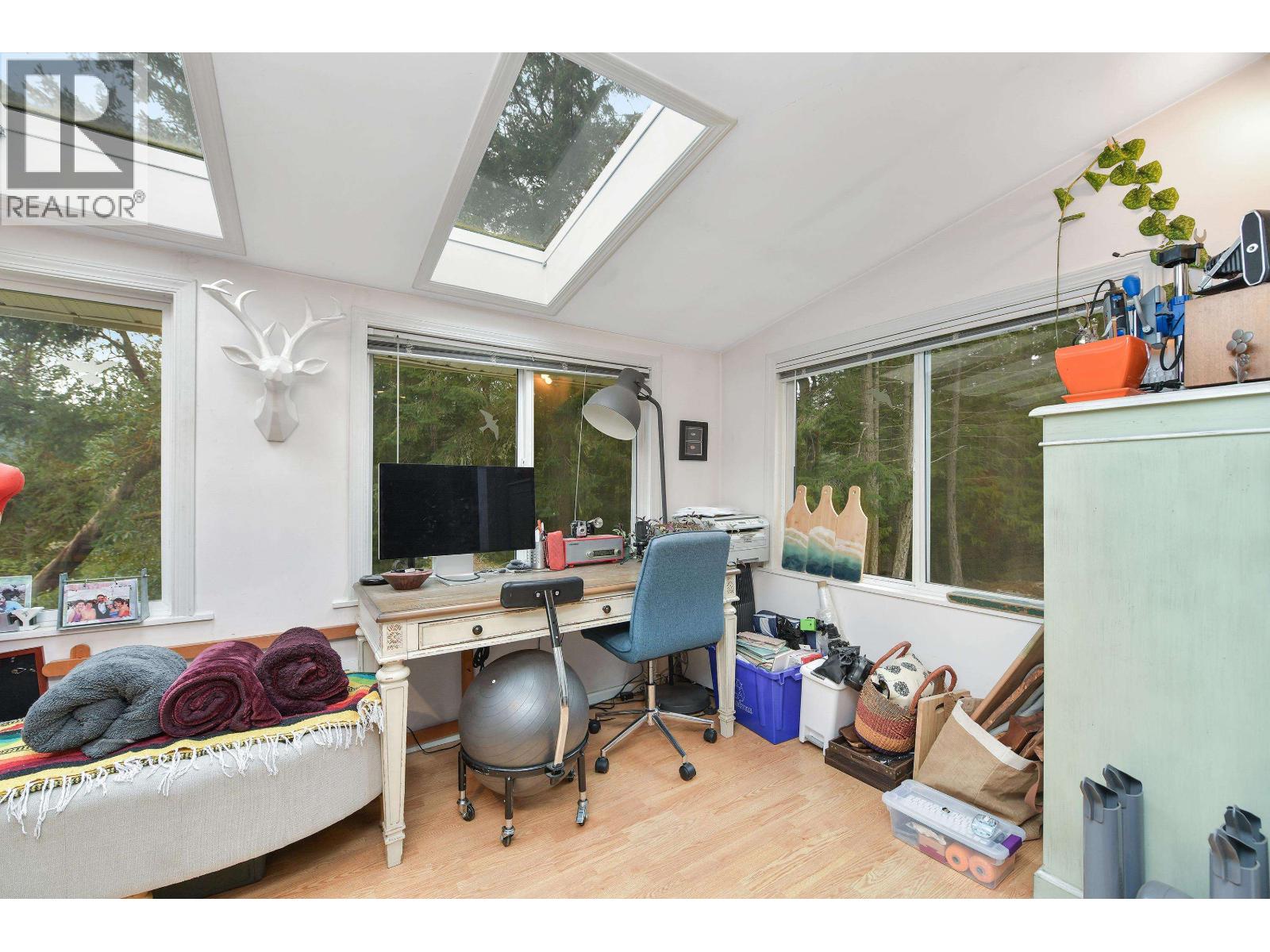 370 CAMPBELL BAY ROAD, Mayne Island