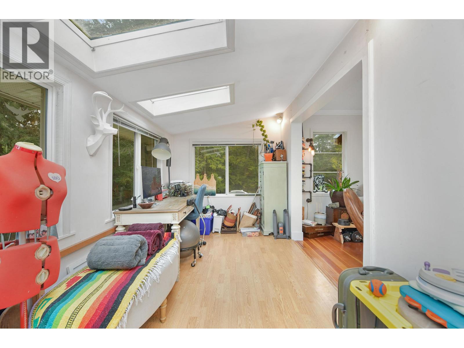 370 CAMPBELL BAY ROAD, Mayne Island