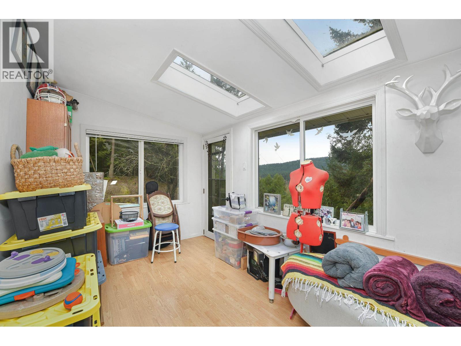 370 CAMPBELL BAY ROAD, Mayne Island