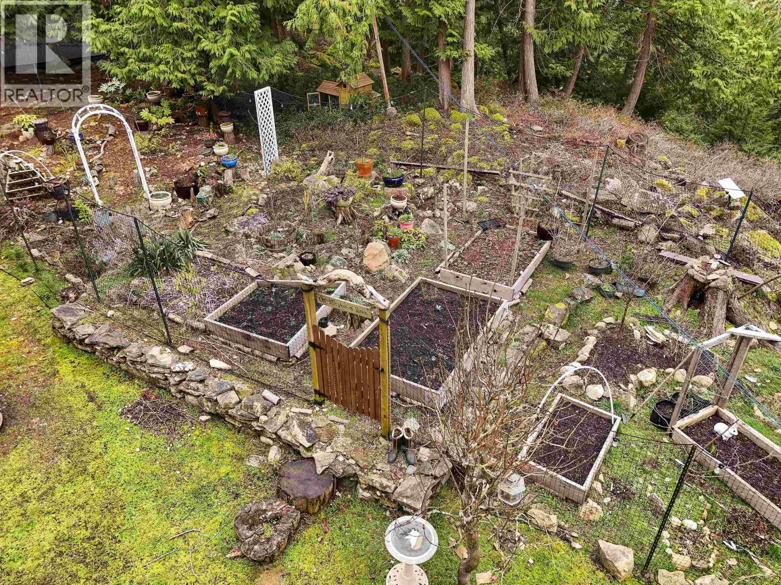 370 CAMPBELL BAY ROAD, Mayne Island