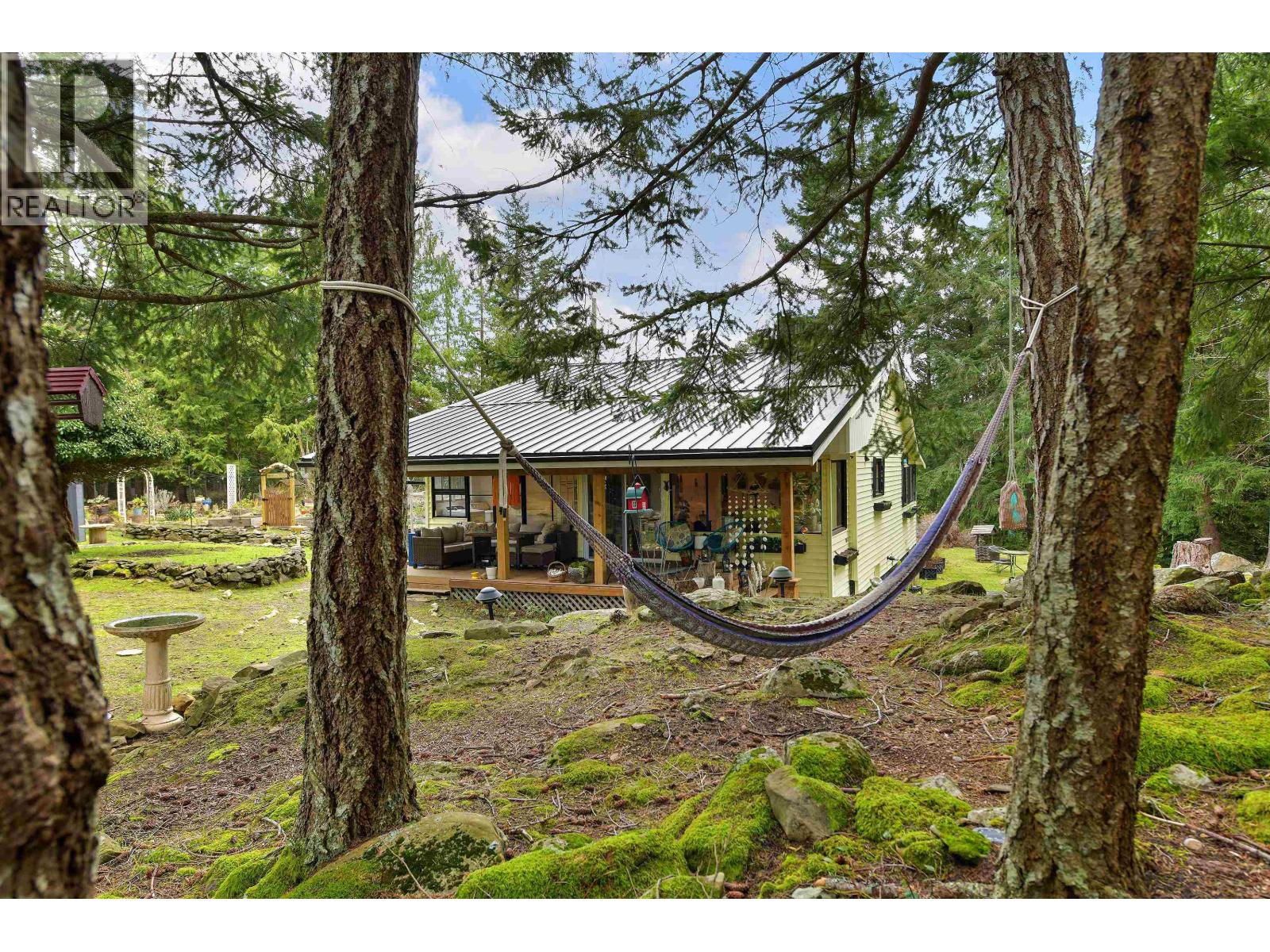 370 CAMPBELL BAY ROAD, Mayne Island