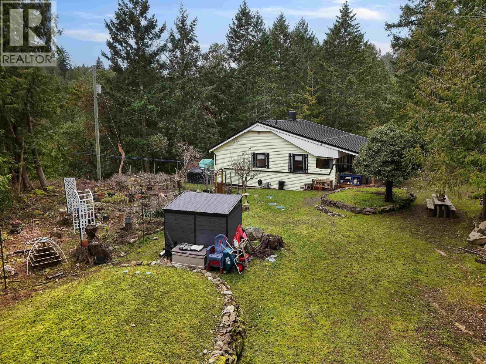 370 CAMPBELL BAY ROAD, Mayne Island