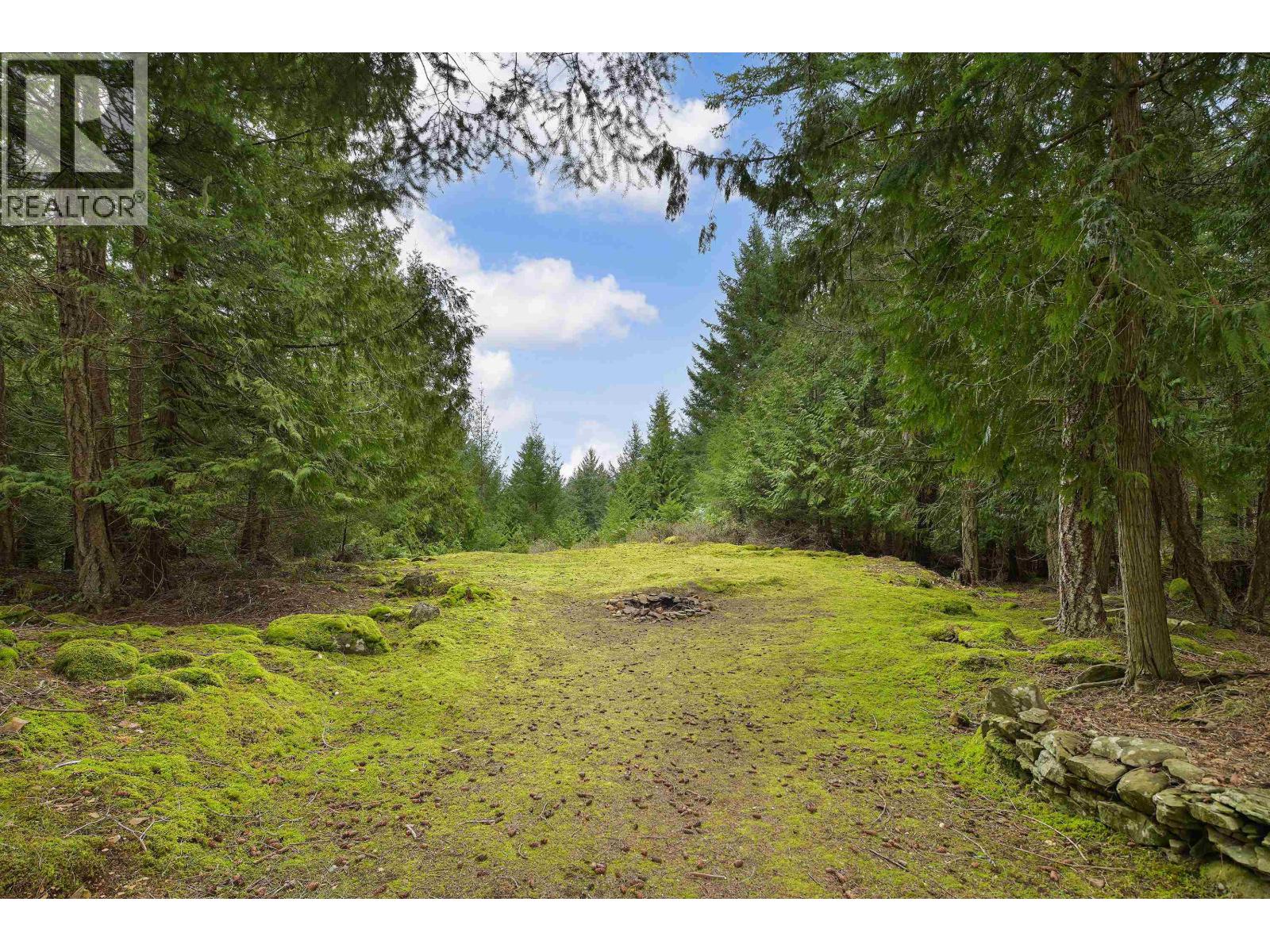 370 CAMPBELL BAY ROAD, Mayne Island